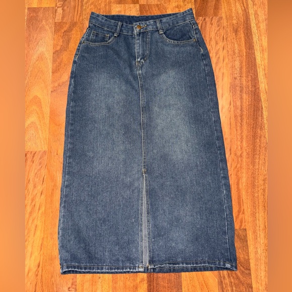 Women’s Y2K 90s maxi Blue Denim Jean skirt with front slit - Picture 1 of 5